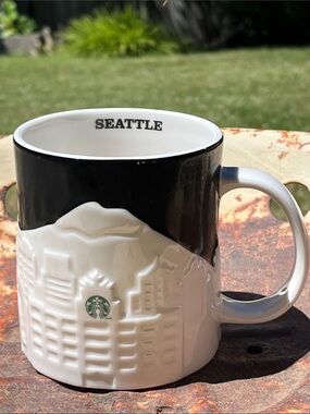 EUC Starbucks City Mugs Series Seattle 2012